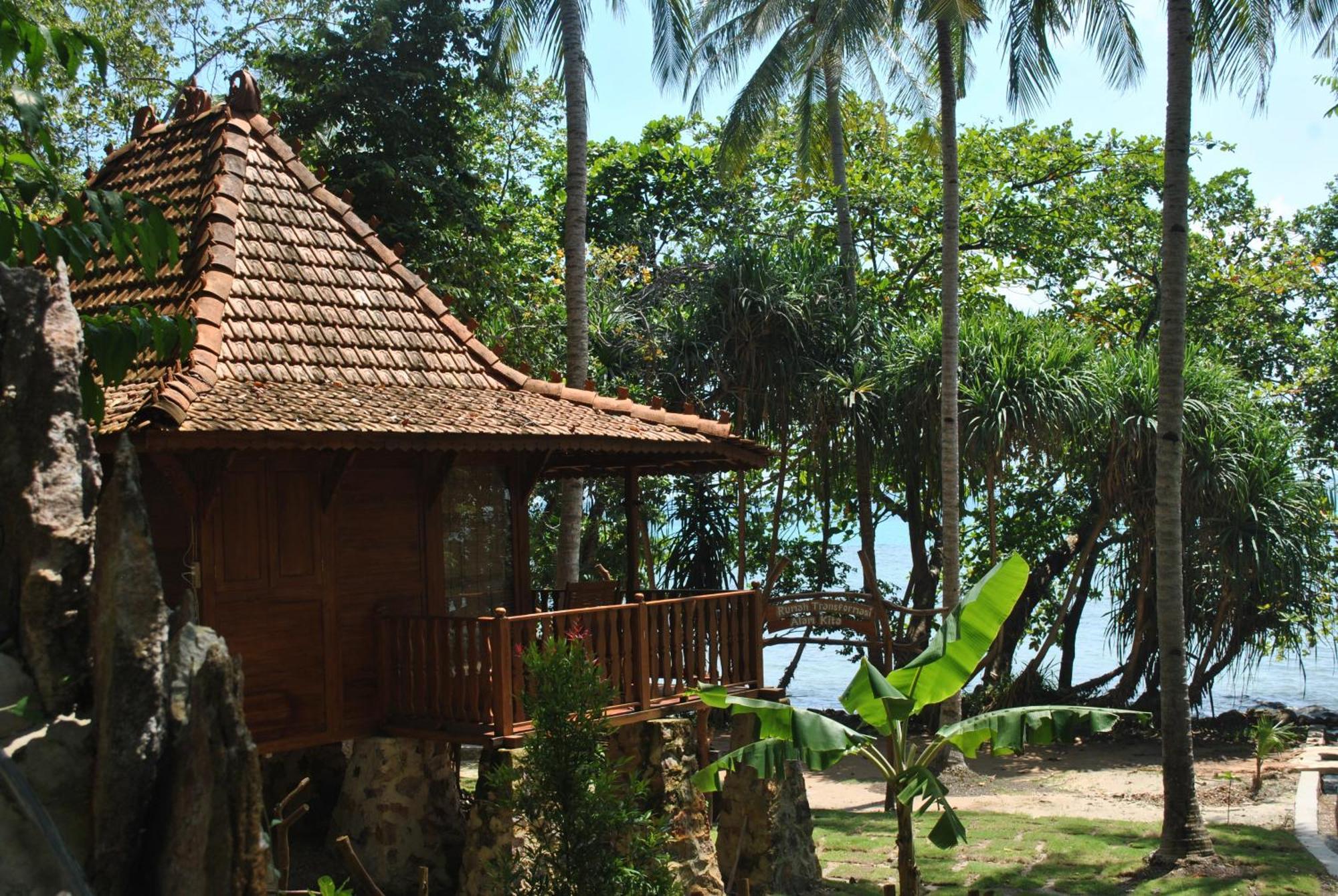 Hotel Alam Kita Karimunjawa-Inseln Exterior foto